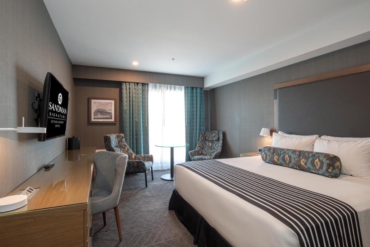 Sandman Signature Ottawa Airport Hotel Exterior foto
