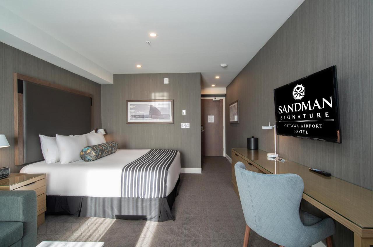 Sandman Signature Ottawa Airport Hotel Exterior foto